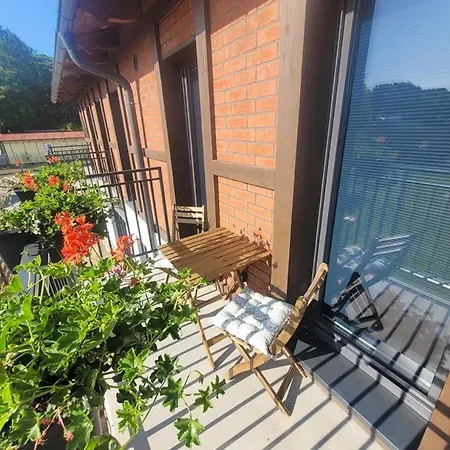 W Trzesaczu * トシェンサチ