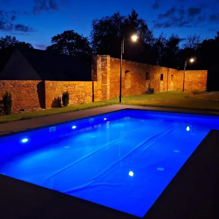 W Trzesaczu アパート